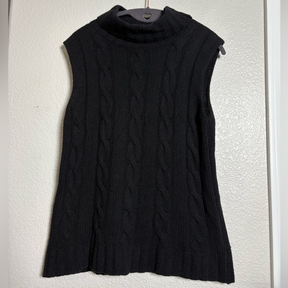 MaxMara Black Cable Knit Turtleneck Sleeveless Sweater. Virgin Wool Blend. M - Picture 1 of 12